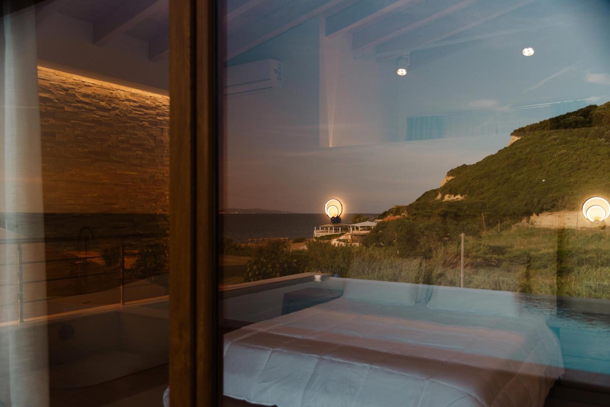 Villa Vasillis-Heated Swimming Pool With Infinity View Виталадес Экстерьер фото