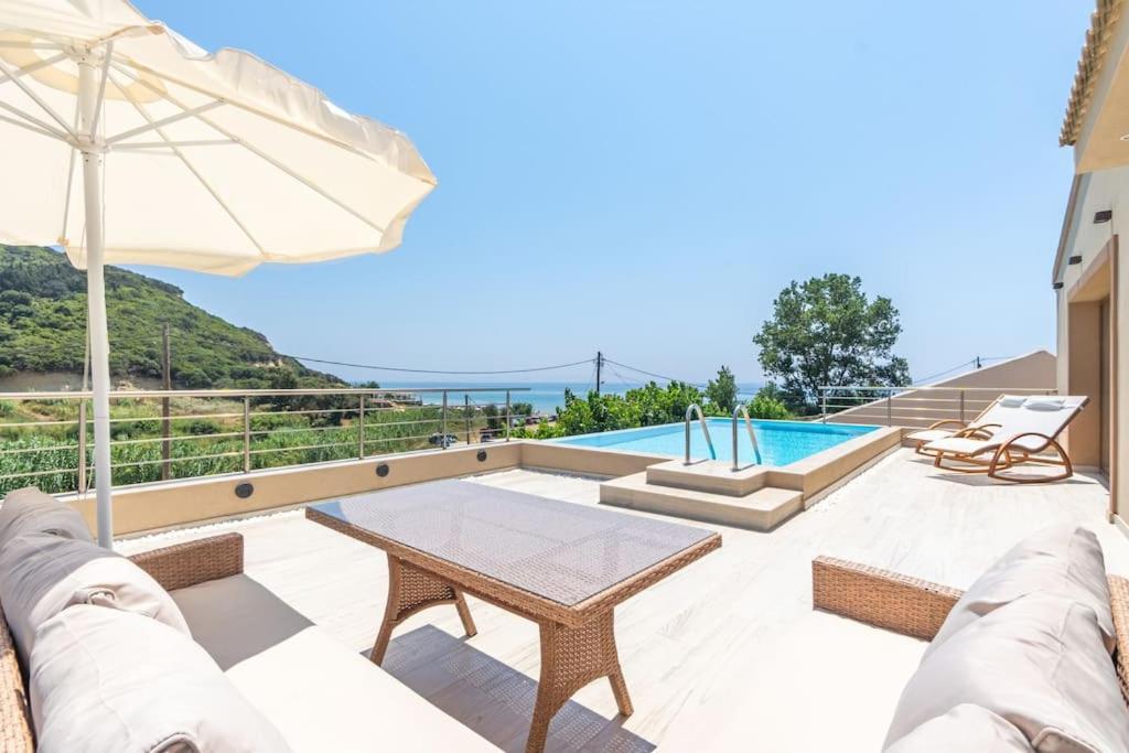 Villa Vasillis-Heated Swimming Pool With Infinity View Виталадес Экстерьер фото